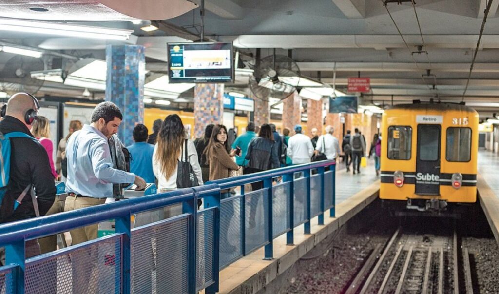 Subte: las Líneas B y C circularon con demoras por medidas de fuerza gremial