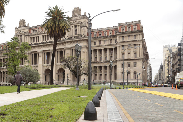 Coparticipación: el Gobierno nacional recusa a los jueces de la CSJN y pide revocar la cautelar en favor de CABA