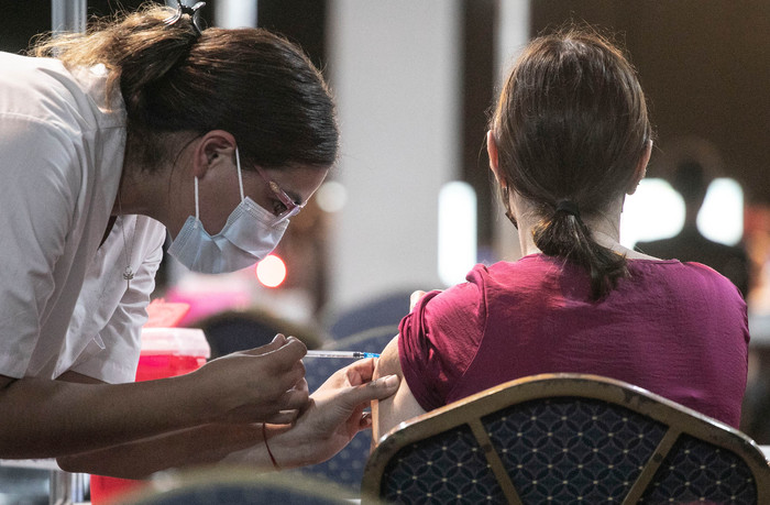 Coronavirus en CABA: nuevos centros de vacunación con turno previo