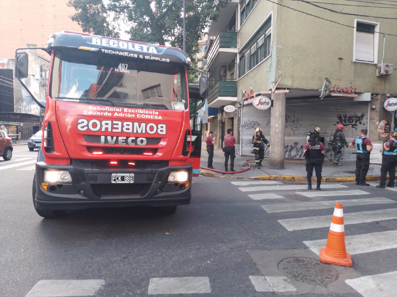 Almagro: se produjo un incendio en la heladería de Rivadavia y Virrey Liniers, no hubo heridos