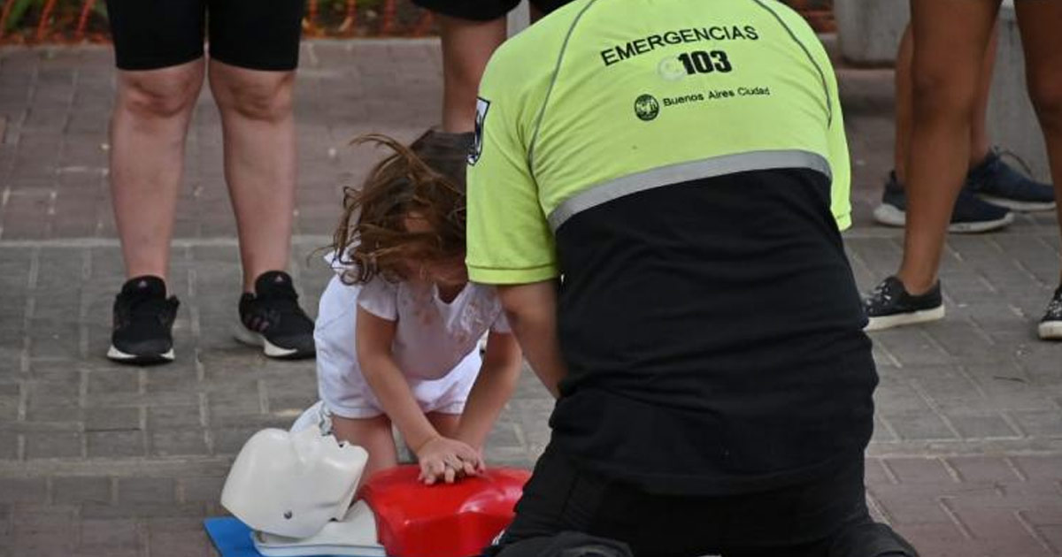 Continúan las jornadas de RCP en espacios públicos de la Ciudad