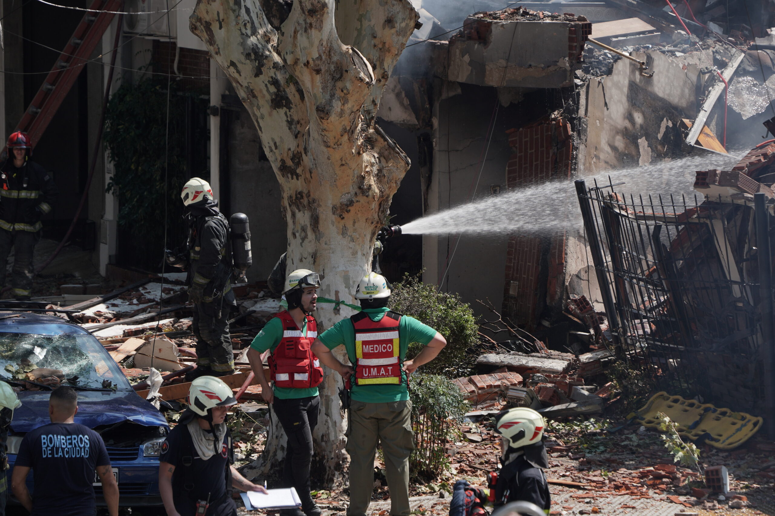 Incendio en Villa Devoto: autorizan el restablecimiento parcial del servicio eléctrico