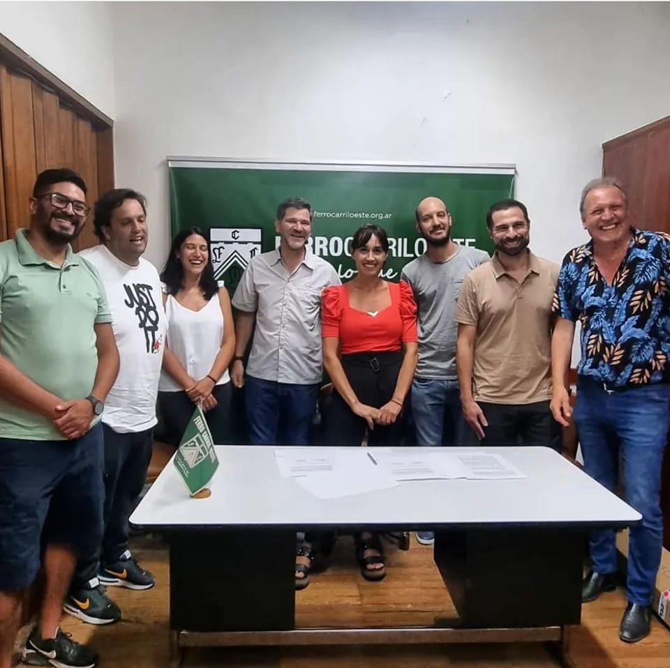 Caballito: acuerdo entre Nación y Ferro para construir un patio público