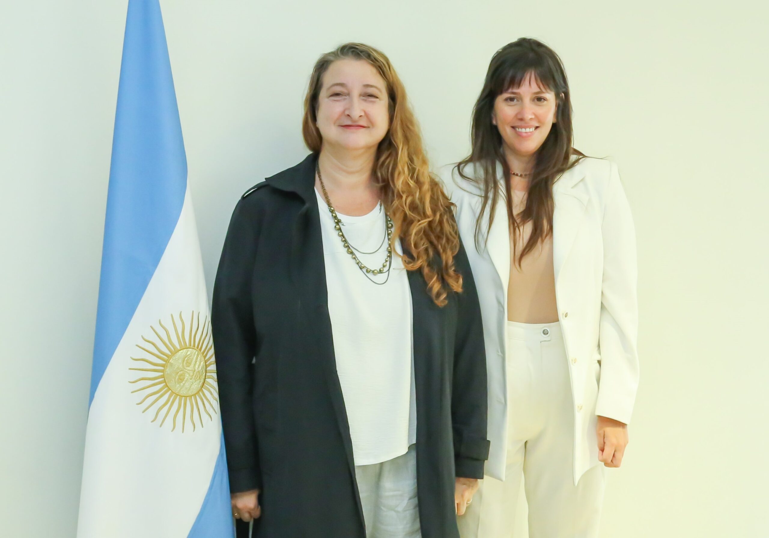 La Defensoría del Pueblo de la Ciudad de Buenos Aires se suma a la plataforma integral de Gestión Documental Digital