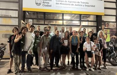 Encuesta para jóvenes trabajadores de la Ciudad en Parque Chacabuco