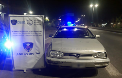 Detectan auto robado en Villa Soldati y detienen a su conductor