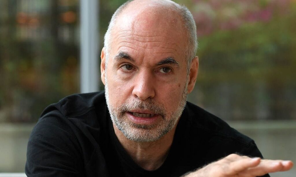 Larreta quiso pegar pero recibió por todos lados