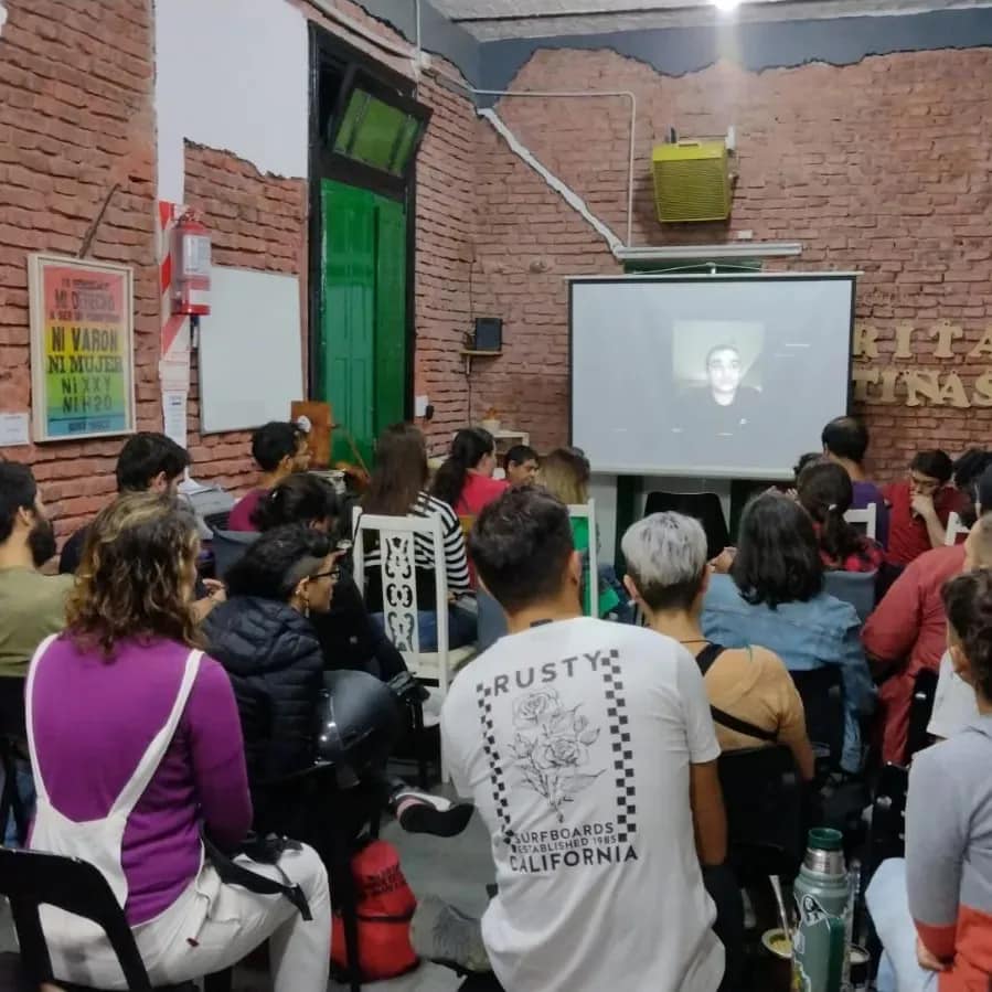 Balvanera: feria de libros FYLPLI a beneficio de Madres de Plaza de Mayo