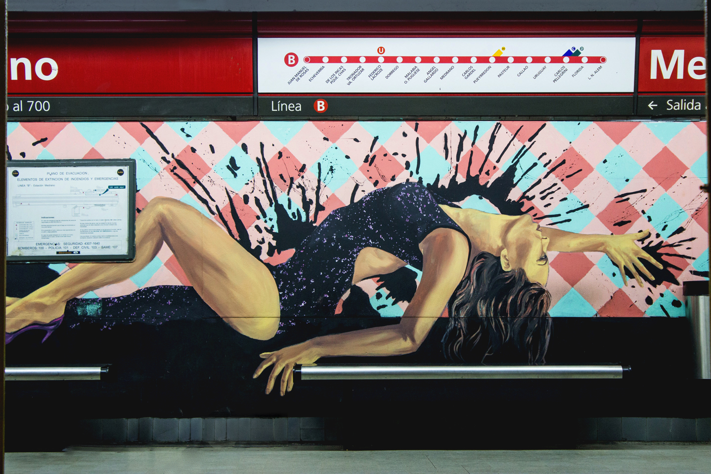 Piden declarar Personalidad Destacada a El Keni, autor de murales en la estación Medrano de subtes