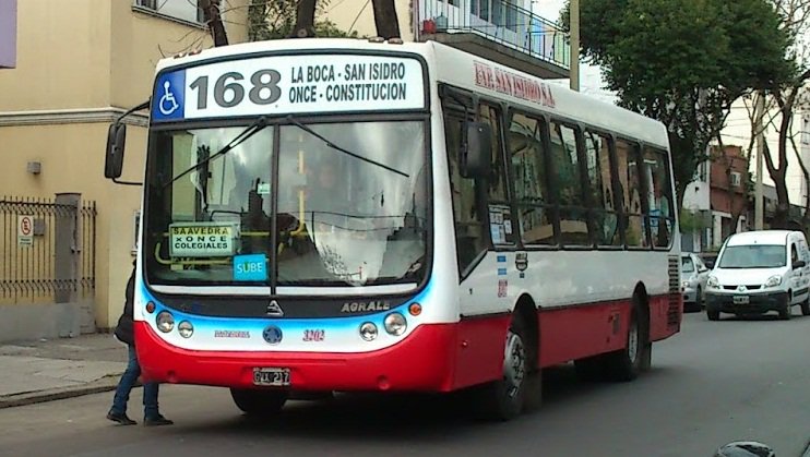 Anunciaron paro en unas 80 líneas de colectivo del AMBA