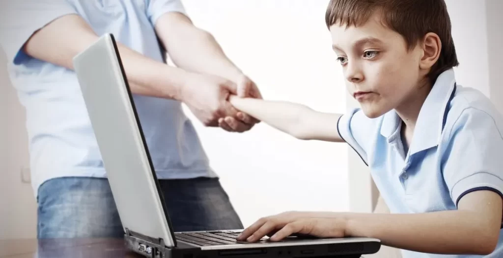 CIBER-DEPENDIENTES Sentir miedo al estar desconectados