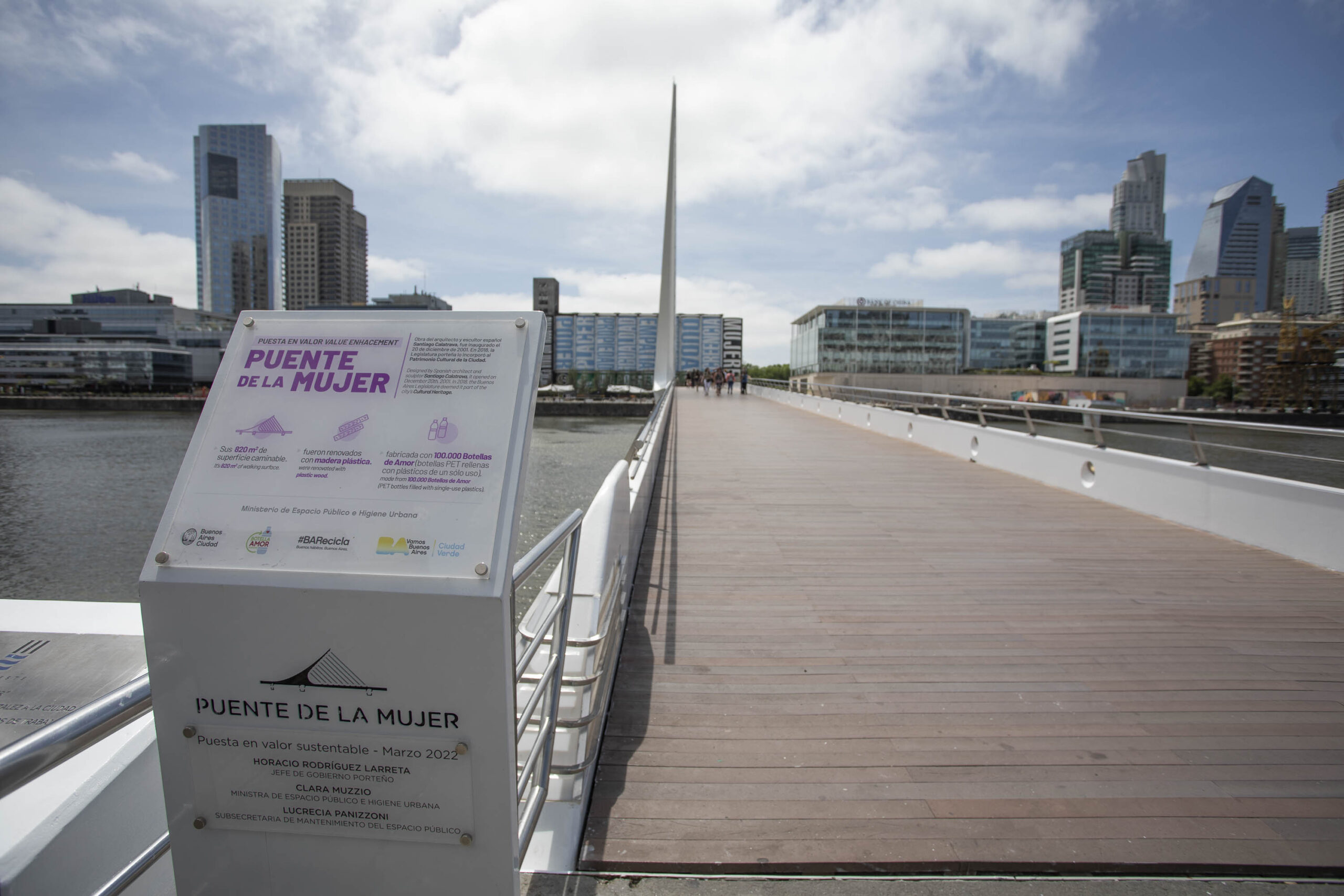 Puerto Madero: el GCBA reinaugura el Puente de la Mujer con un show en vivo