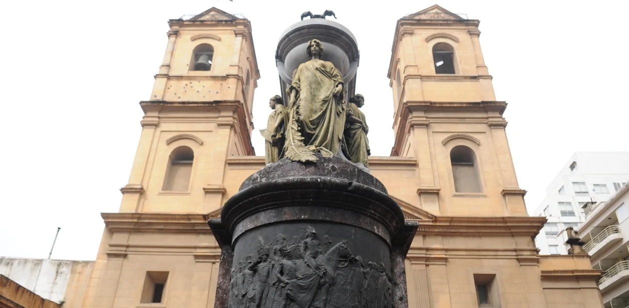 Casco Histórico: restaurarán el mausoleo de Manuel Belgrano