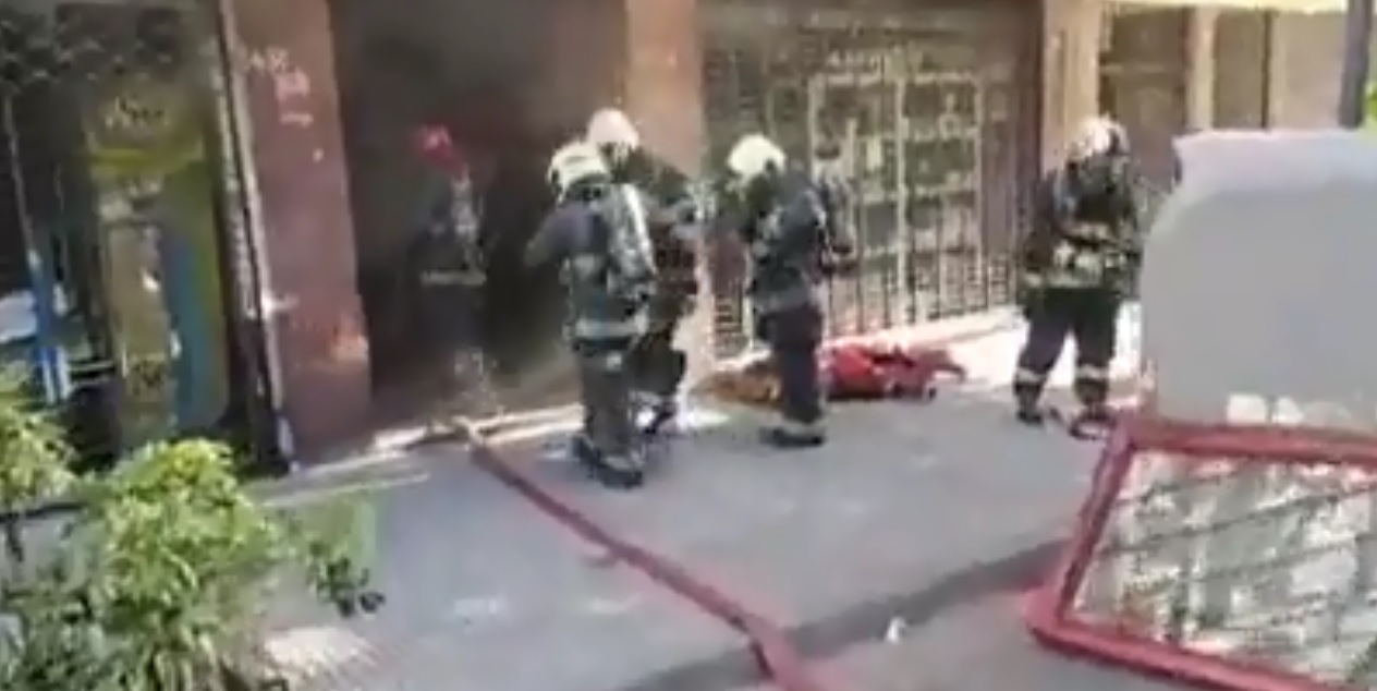 Incendio en Balvanera: evacuaron un edificio y hubo al menos 12 asistidos