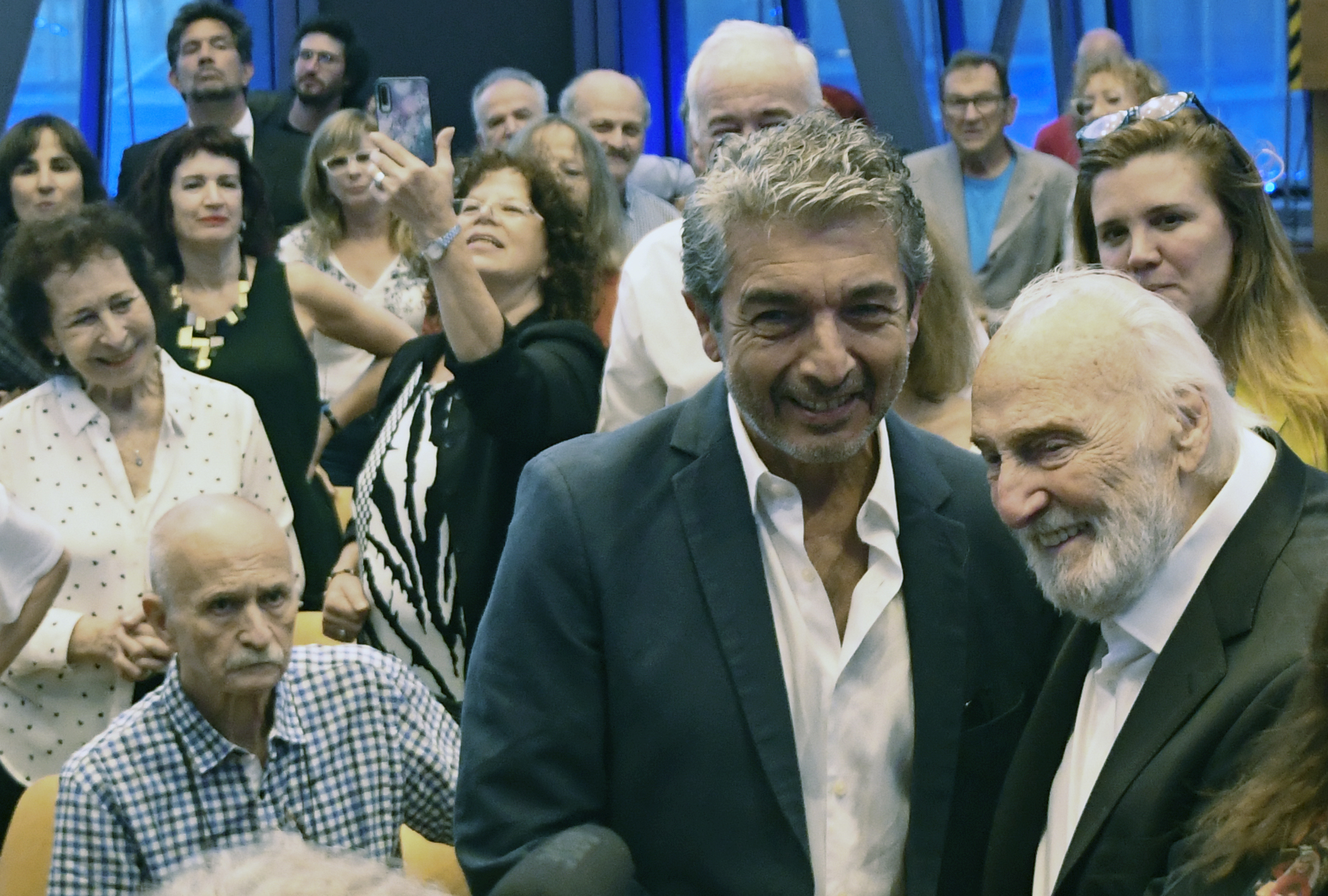 Emotivo homenaje a Héctor Alterio en el CCK