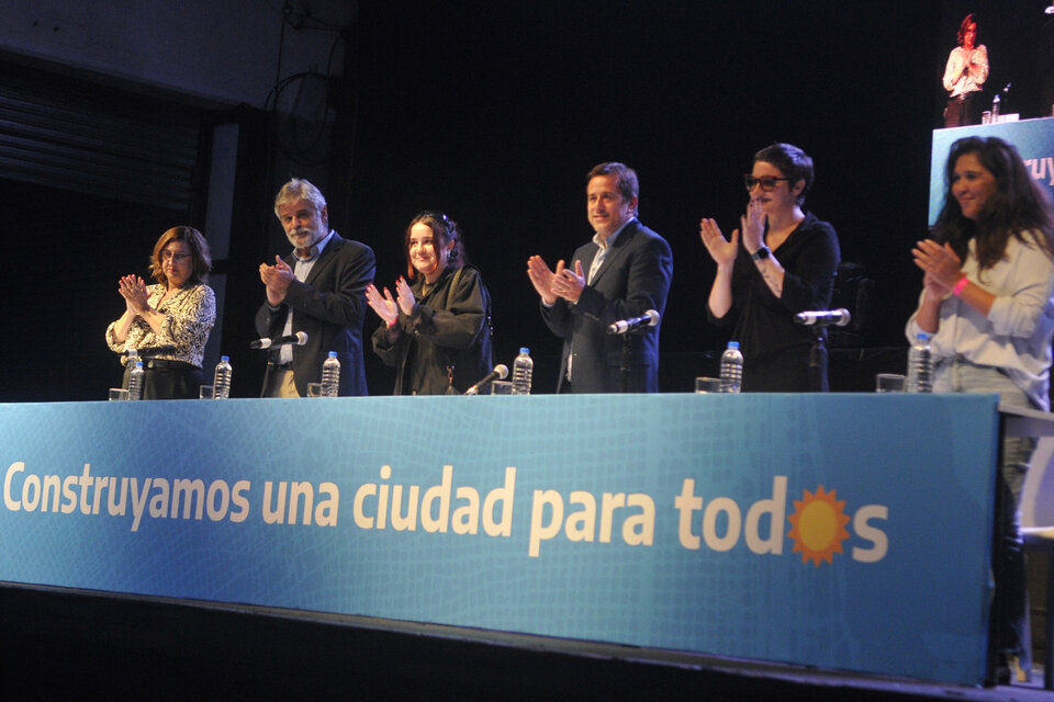 El FdT porteño presentó el libro “Una ciudad para pocos” con críticas a la gestión de Macri y Rodríguez Larreta en CABA