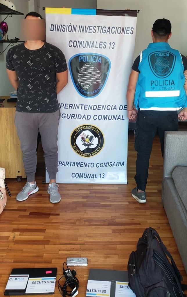 La notebook sustraída de un vehículo en Belgrano fue recuperada en Villa Crespo