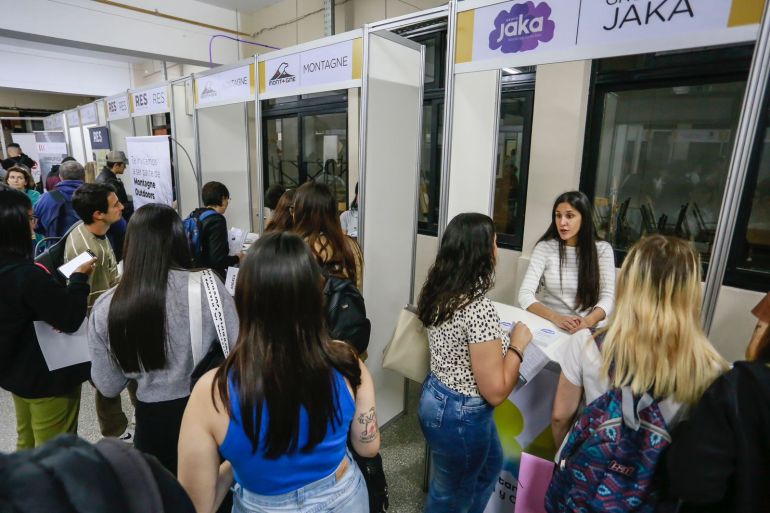 Se realizo en Belgrano la Expo Empleo Barrial
