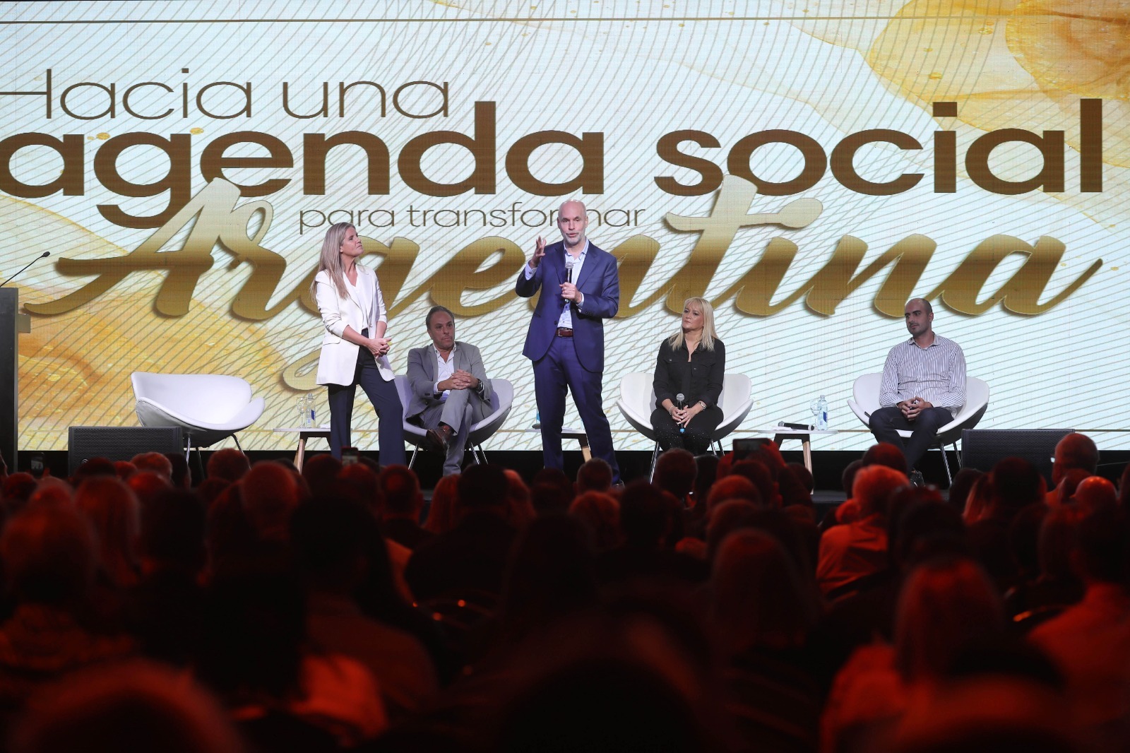 Ante mil pastores, Rodríguez Larreta y Hotton presentaron “la agenda social para transformar nuestra Nación”