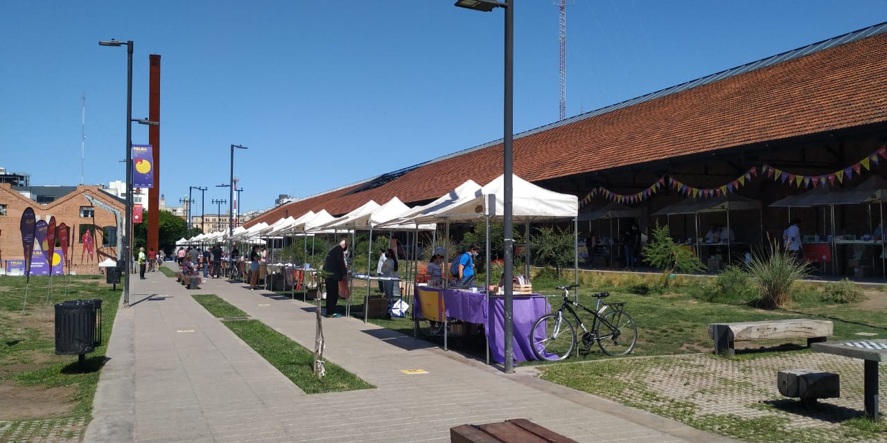 Feria del Libro de Derechos Humanos en el Parque de la Estación