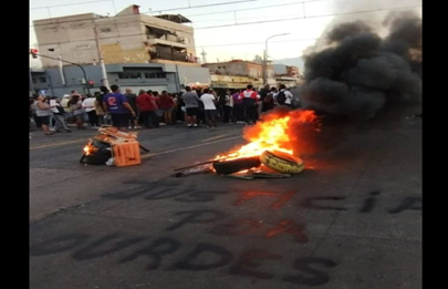 Comuneros participan en protesta por la muerte de Lurdes