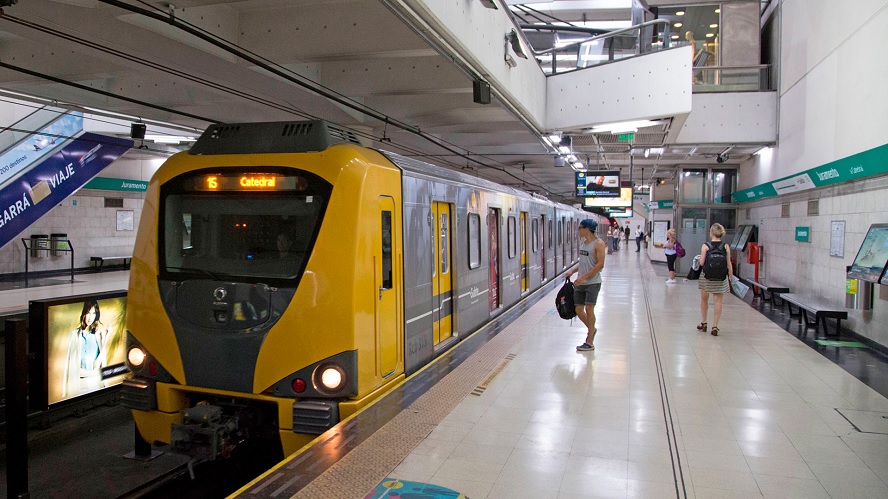 Los metrodelegados pararon la Línea D por dos horas