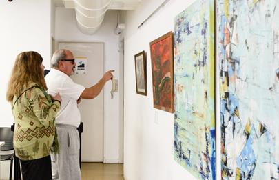 Muestra de pintura “Abstracción sin límite” en la sede comunal