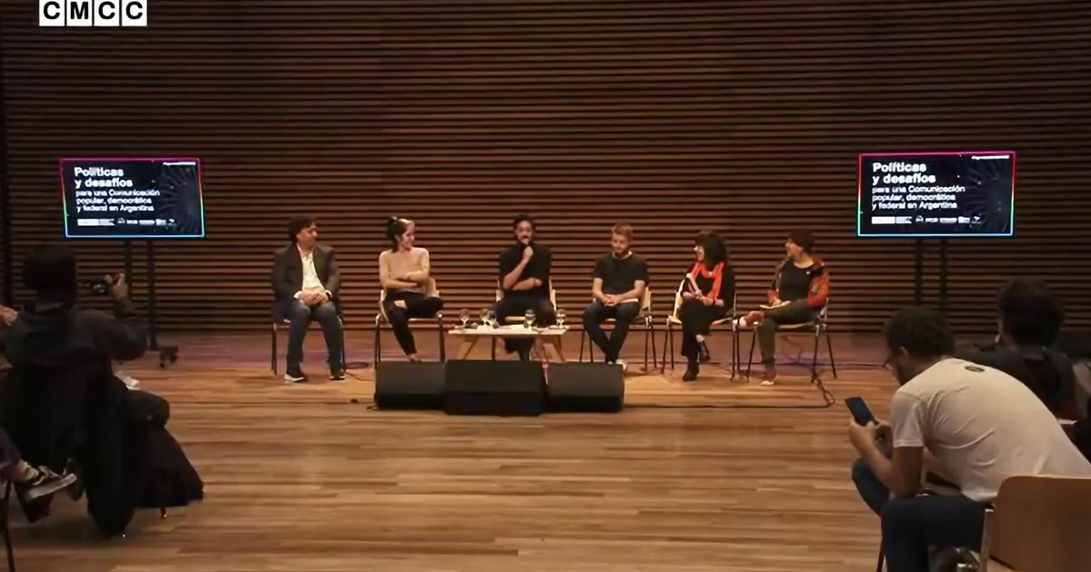 Se realizó un debate sobre la comunicación en un encuentro de la Confederación de Medios Cooperativos y Comunitarios