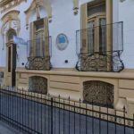 Ratas en la Escuela Carbó de Almagro: corte y protesta de la comunidad educativa en Mario Bravo y Díaz Vélez