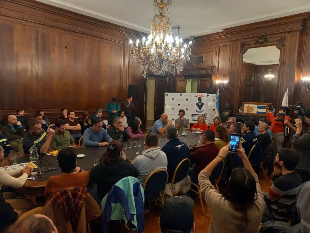 Audiencia en la Legislatura porteña por el asbesto del subte