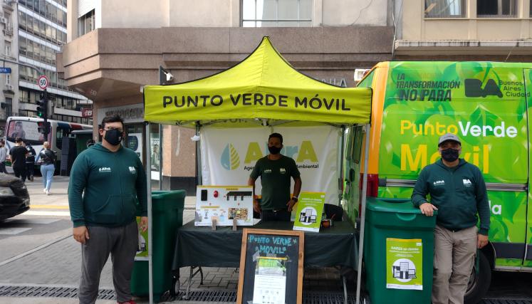 El GCBA recibe aparatos eléctricos y electrónicos en el Microcentro