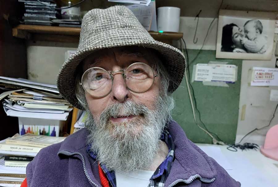 Pingo pong de preguntas y respuestas entre los vecinos Martín Limarzi y el psicólogo social Alfredo Moffat