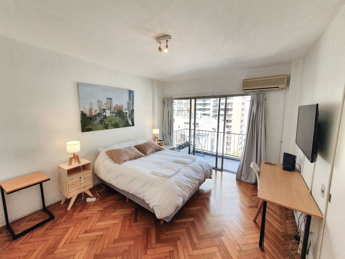 Alquileres temporarios: el CEM indica que hay más de 14.000 ofertas activas en CABA que agravan el déficit habitacional