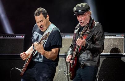 Divididos llenó Vélez y volvió a tocar La Renga