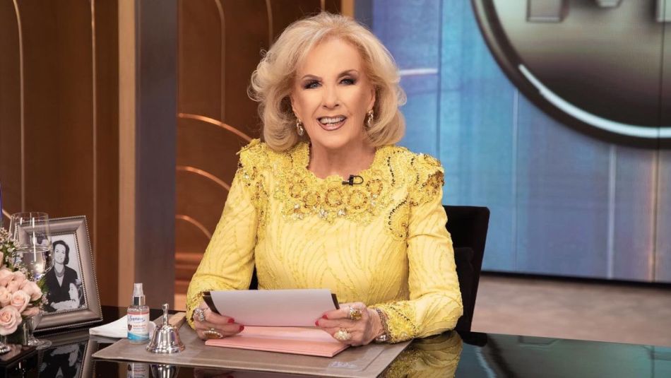 Tras la inteversión, Mirtha Legrand fue dada de alta y continuará la recuperación en su casa