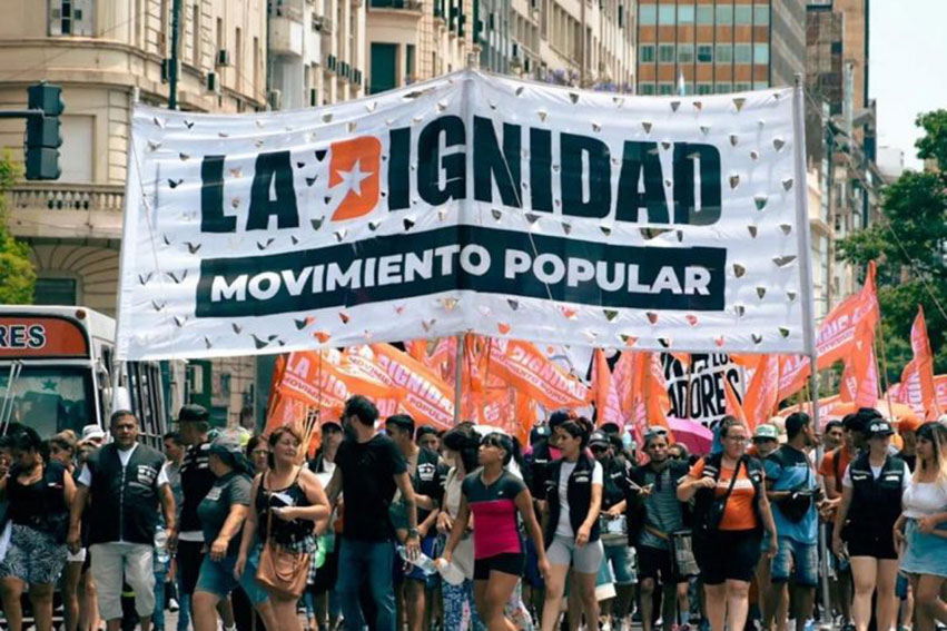Caravana del Movimiento Popular La Dignidad frente a sedes de empresas de alimentos