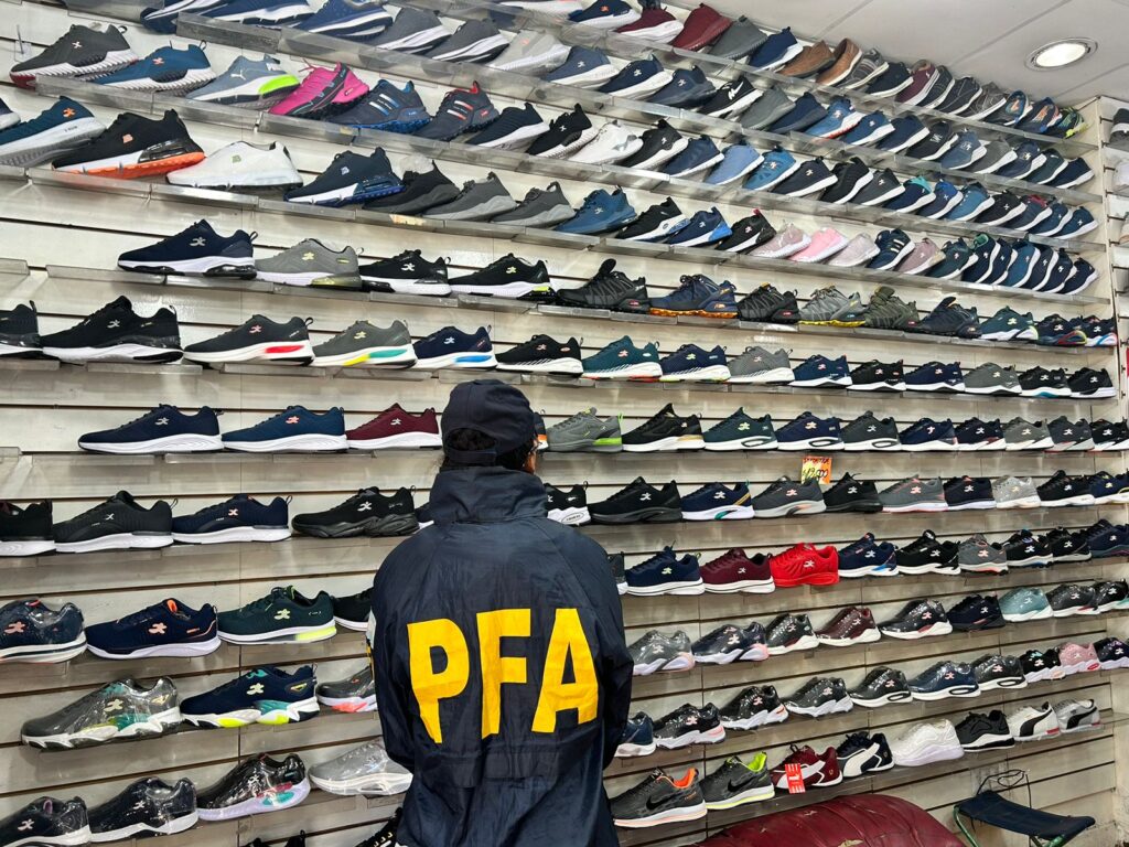 Secuestraron zapatillas y prendas apócrifas por $ 28.000.000 en Constitución