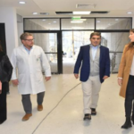 El ministro Quirós visitó el hospital Cecilia Grierson