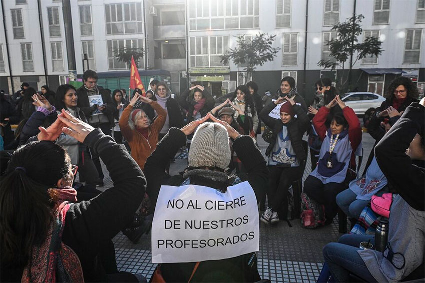 El Ministerio de Educación porteño cerró inscripciones a profesorados sin aviso