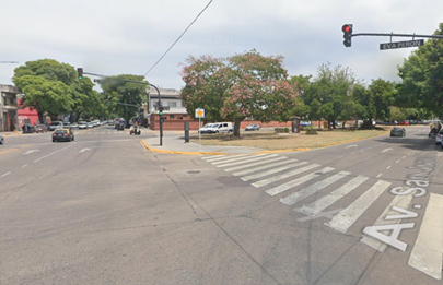 Chocan dos vehículos en Parque Avellaneda
