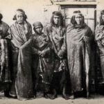 Comunidades originarias acampan en Plaza de Mayo por “la creación de un Estado Plurinacional y Plurilingüe”