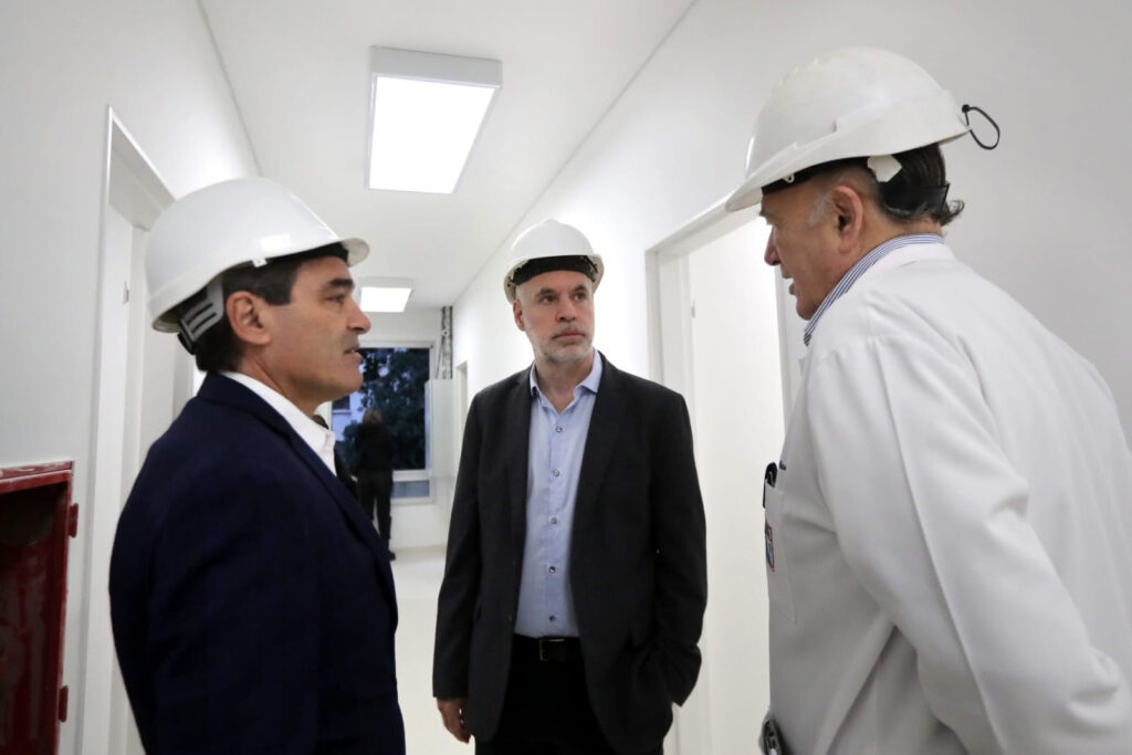 Larreta recorrió las obras del Hospital Rivadavia