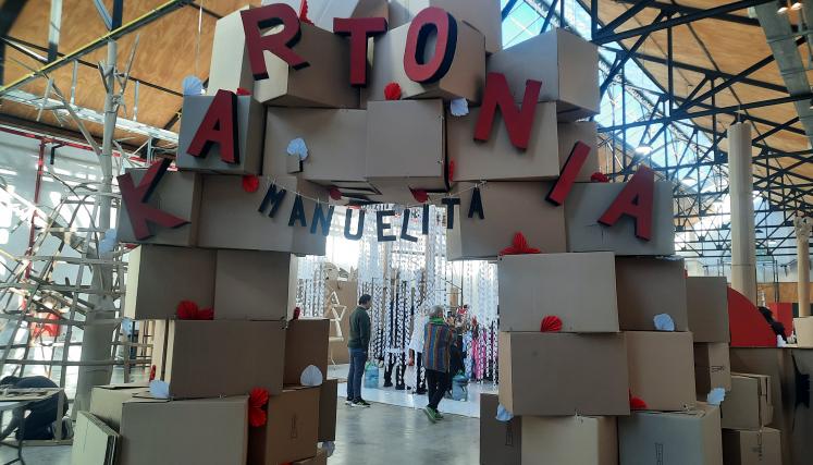 Celebraron en el Parque de la Estación el nuevo nombre de la Escuela María Elena Walsh de Colegiales