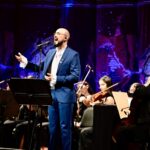 Abel Pintos presentó su nuevo disco en el Teatro Colón con alumnos porteños