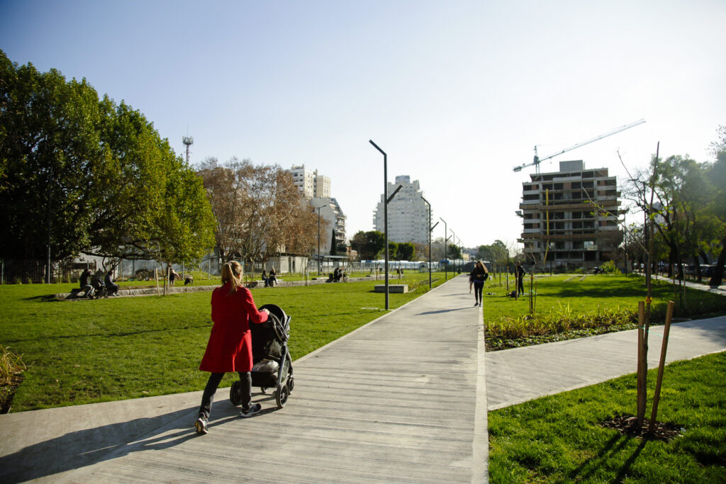 Colegiales: Ciudad inaugura un parque en tierras ferroviarias