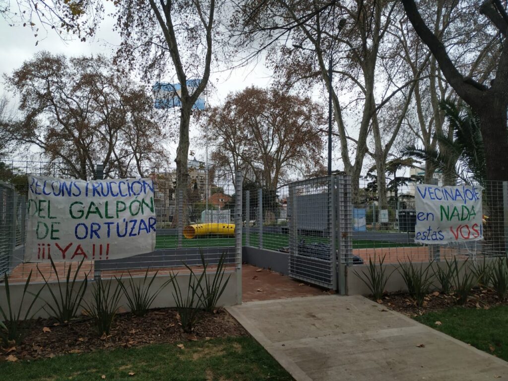 Abrió el canil de la Plaza 25 de Agosto y los vecinos piden la reconstrucción del Galpón de Ortúzar