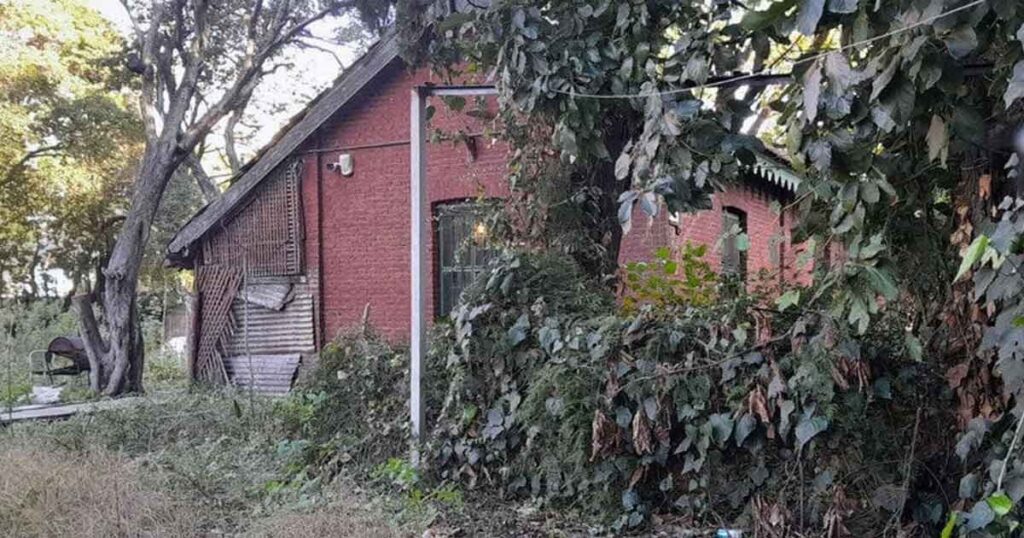 Declaración de patrimonio histórico y de la ciudad a la casa más antigua de Villa Urquiza