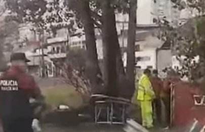 Un auto volcó y se prendió fuego en Villa Lugano