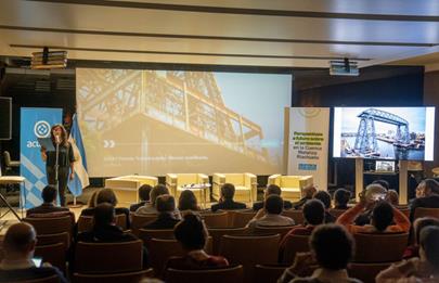Futuro del Riachuelo: especialistas internacionales debatieron sobre el saneamiento de ríos urbanos