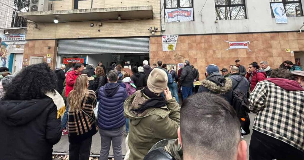 Presentación del Proyecto de Ley de los Trabajadores para expropiar la fábrica recuperada “La Litoraleña”